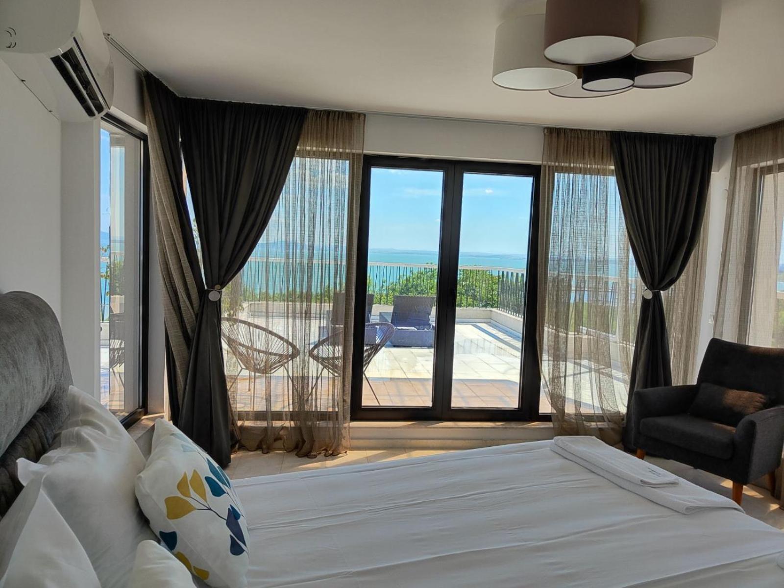 Marina Sarafovo Hotel Burgas Exterior photo